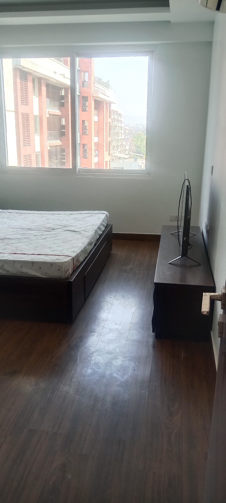 Room, c scheme 4 Bedroom 2400 Sq.Ft. Apartment In C Scheme Jaipur 9639175