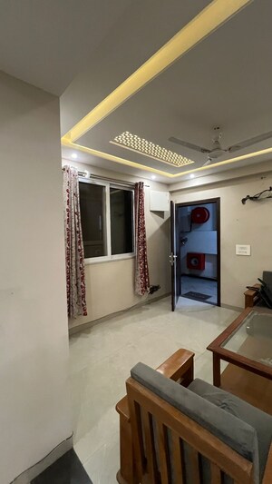 Living Room in 3 BHK Apartment at Malviya Nagar – for Rent