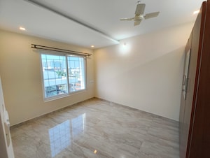 Room in 2 BHK Apartment at Shree Lakshmi Grand, Koramangala – for Rent