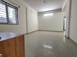 Room in 2 BHK Builder Floor at Swastika Residency Indiranagar, Indiranagar – for Rent