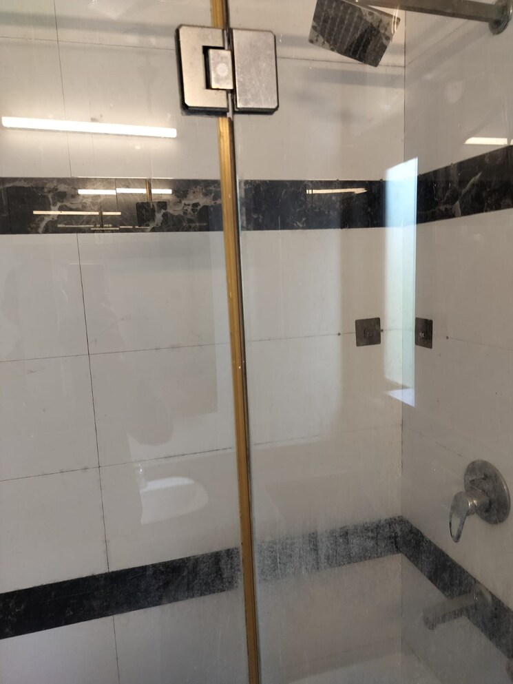 undefined, geetanjali enclave 5 Bedroom 350 Sq.Yd. Independent House In Geetanjali Enclave Delhi 9639211