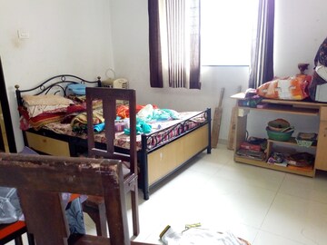 Bedroom in 3 BHK Apartment at Sinhagad Road – for Rent