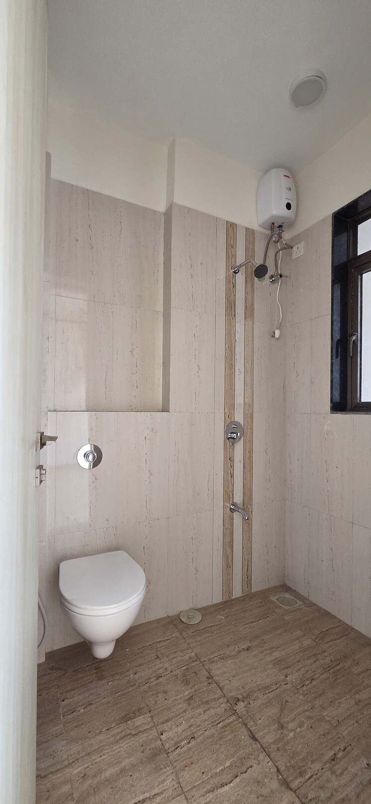 Bathroom, lodha-venezia 2 Bedroom 850 Sq.Ft. Apartment In Parel Mumbai 9639233