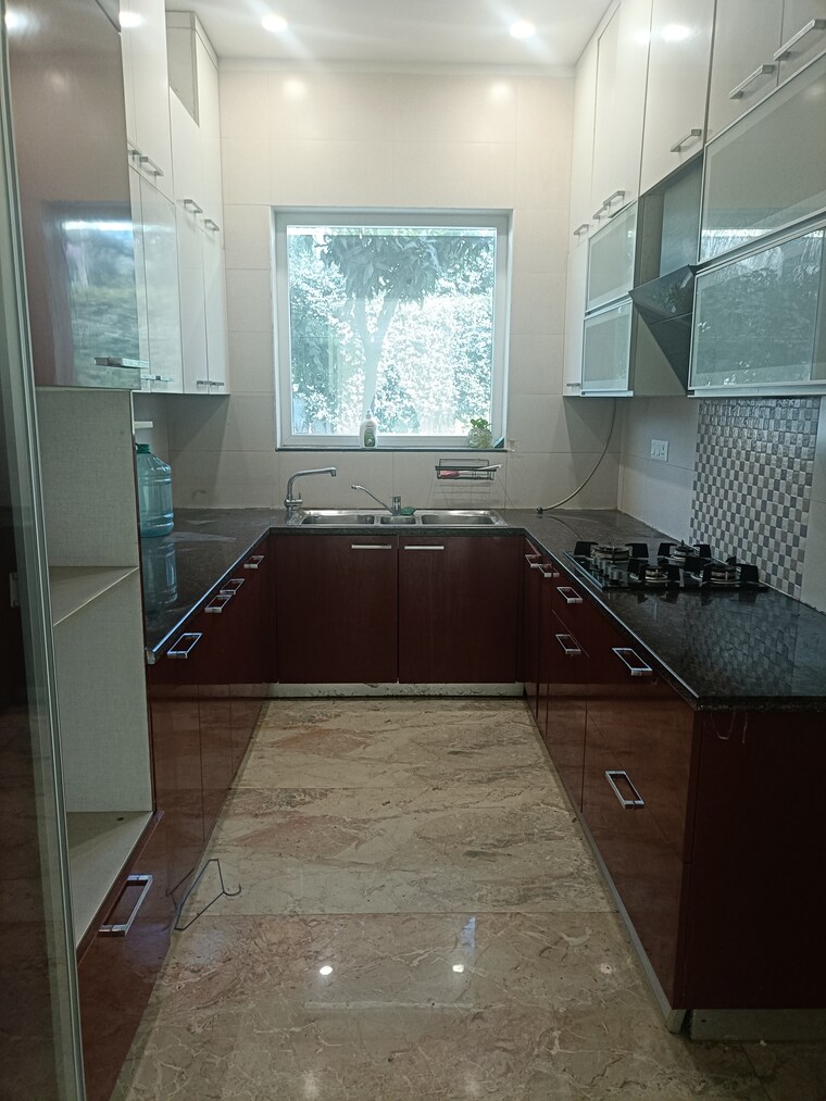 Kitchen, sector 52 3 Bedroom 2300 Sq.Ft. Builder Floor In Sector 52 Gurgaon 9639240