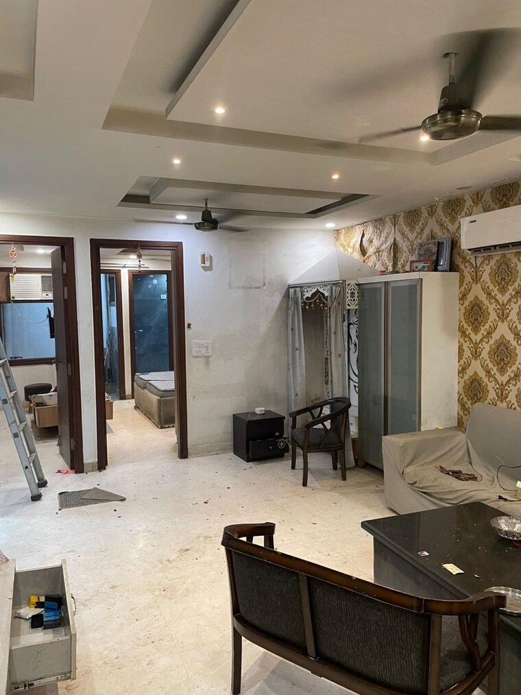 Living Room, triveni-apartments-cghs 3 Bedroom 1500 Sq.Ft. Apartment In Paschim Vihar Delhi 9639262