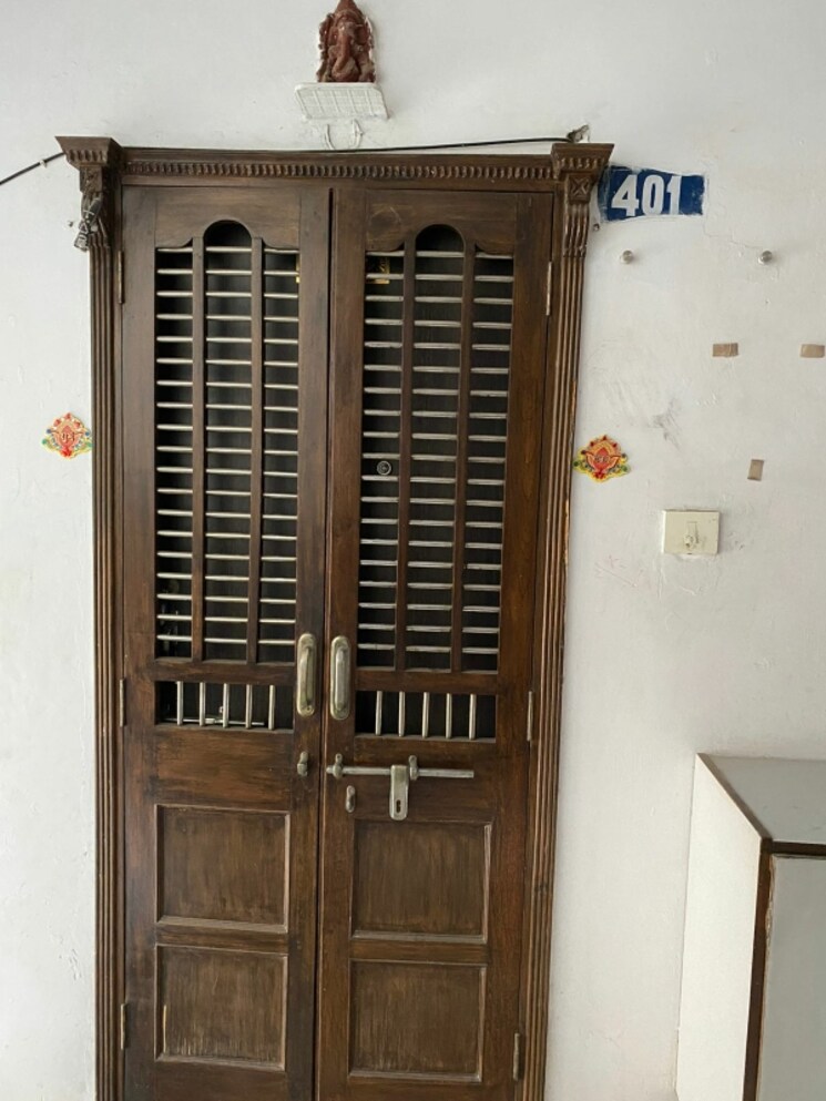 undefined, satellite 2 Bedroom 1320 Sq.Ft. Apartment In Satellite Ahmedabad 9639294