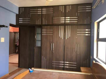 Bedroom in 2 BHK Apartment at Satellite – for Rent