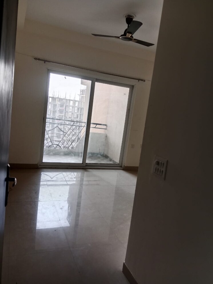 Room, jm-florence 2 Bedroom 1060 Sq.Ft. Apartment In Tech Zone 4 Greater Noida Greater Noida 9639329