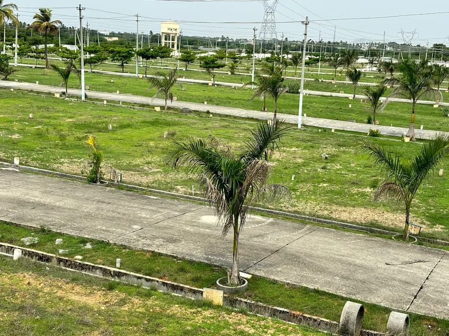 Plot For Sale in Rm City