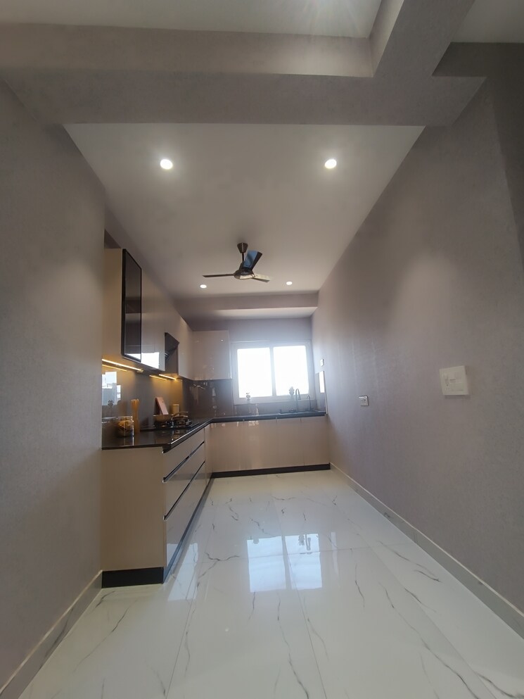 Kitchen, ved vyas puri phase 2 3.5 Bedroom 1705 Sq.Ft. Apartment In Ved Vyas Puri  Phase 2 Meerut 9639388
