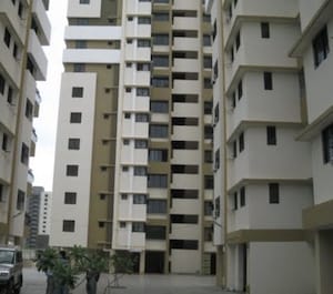 2 BHK Apartment For Sale in Vesu