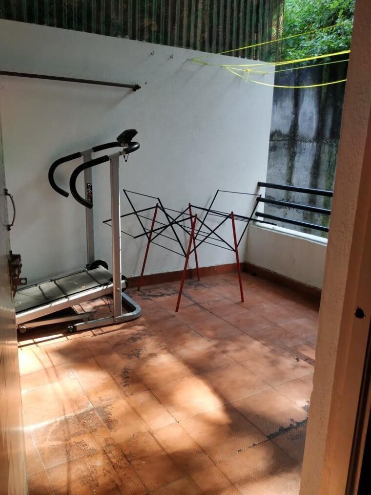 Terrace, b-k-pate-dahanukar-regency 4 Bedroom 2200 Sq.Ft. Apartment In Kothrud Pune 9639424