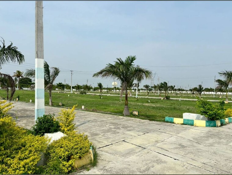 Garden, abhyudaya-palm-meadows  1200 Sq.Ft. Plot In Kolar Road Bangalore 9639446
