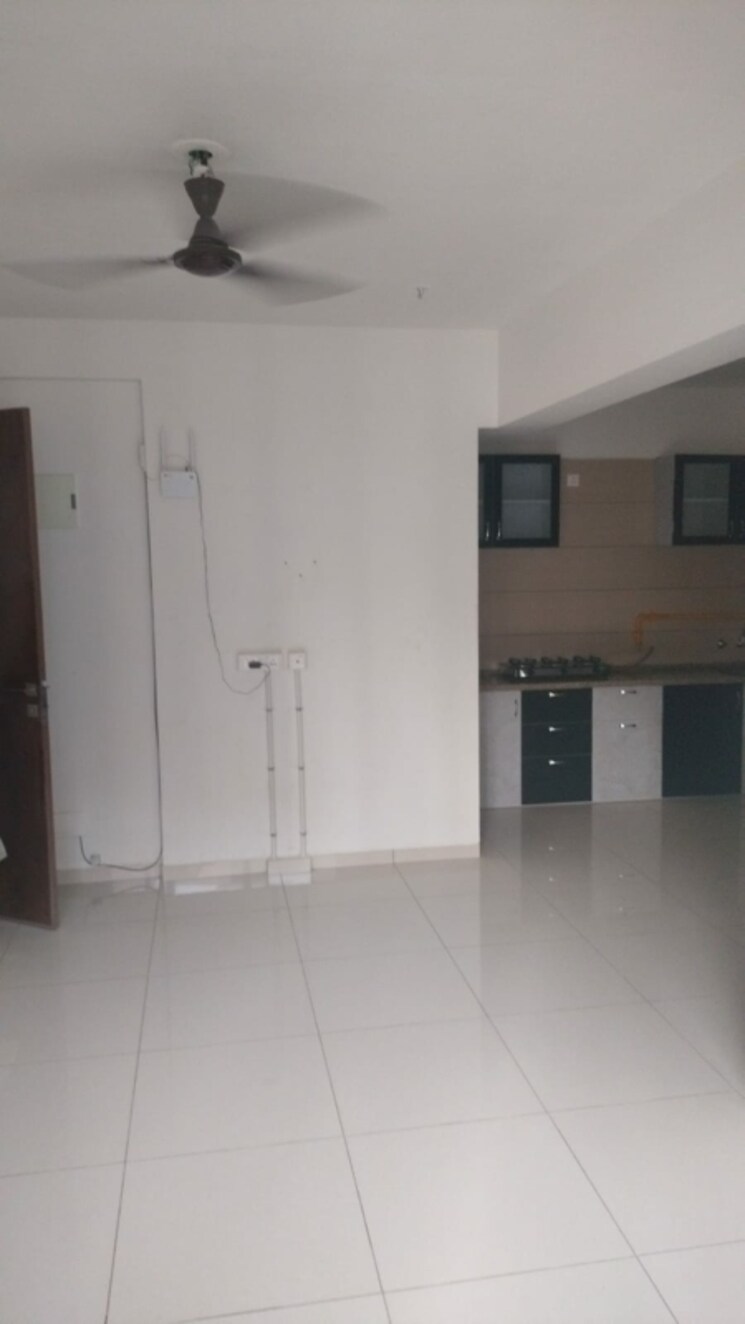 Room, sun-atmosphere 2 Bedroom 1288 Sq.Ft. Apartment In Shela Ahmedabad 9639459