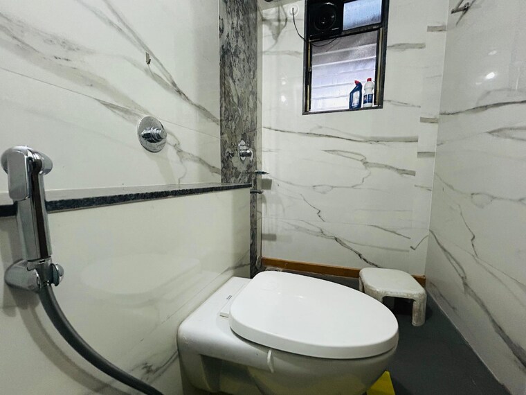 Bathroom, welworth-bluescapes 3 Bedroom 1100 Sq.Ft. Apartment In Anand Nagar Pune 9639478