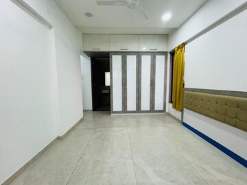 Room in 3 BHK Apartment at Welworth Bluescapes, Anand Nagar – for Rent