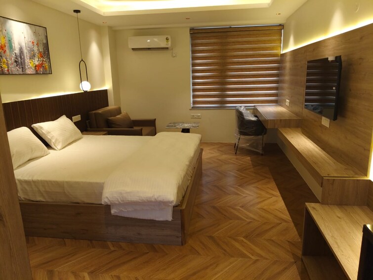 Cover Image, delta i greater noida Studio 500 Sq.Ft. Apartment In Delta I Greater Noida Greater Noida 9639496