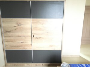 Furnished Amenities in 3 BHK Apartment at Paldi – for Rent