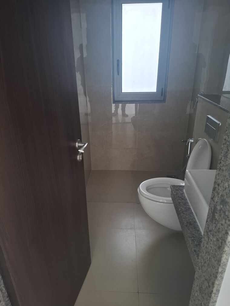 Bathroom, sunteck-city-avenue-4 2 Bedroom 644 Sq.Ft. Apartment In Goregaon West Mumbai 9639544
