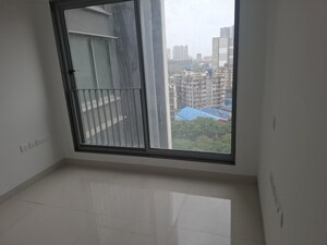Room in 2 BHK Apartment at Sunteck City Avenue 4, Goregaon West – for Rent