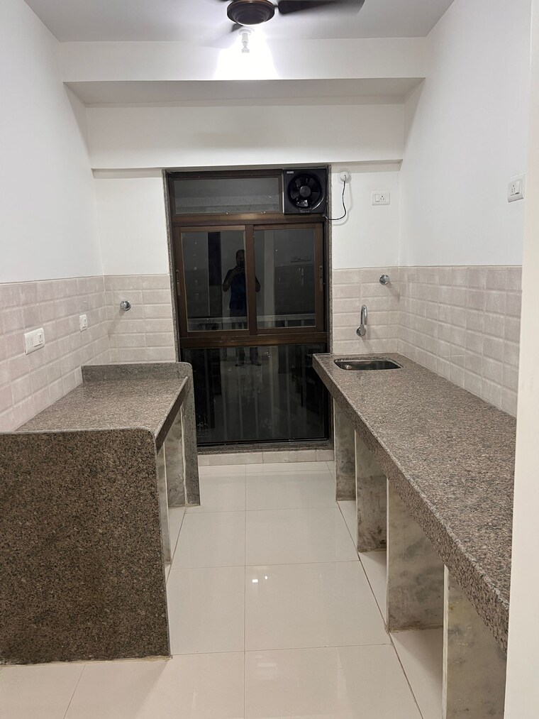 Kitchen, parinee-essence 2 Bedroom 558 Sq.Ft. Apartment In Kandivali West Mumbai 9639540
