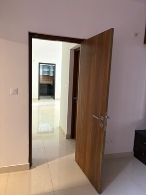 Room in 2 BHK Apartment at Prestige Primrose Hills, Banashankari 6th Stage – for Rent