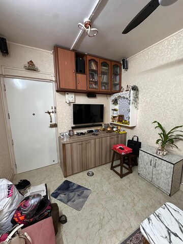  Office Space For Sale in Mulund West