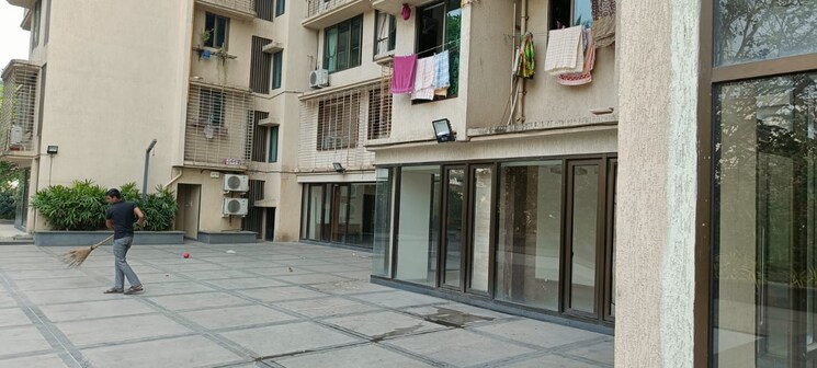 Exterior View, vile parle east 2 Bedroom 650 Sq.Ft. Apartment In Vile Parle East Mumbai 9639577