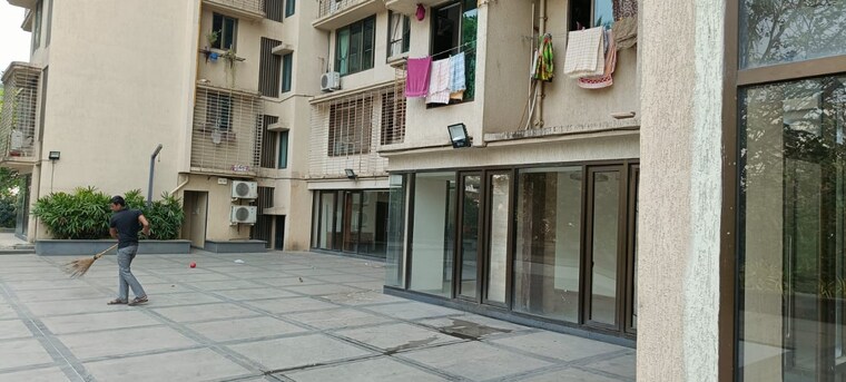 Exterior View, vile parle east 2 Bedroom 650 Sq.Ft. Apartment In Vile Parle East Mumbai 9639577