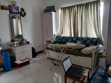 Bedroom in 3 BHK Apartment at Sumali Apartment Erandwane, Erandwane – for Rent