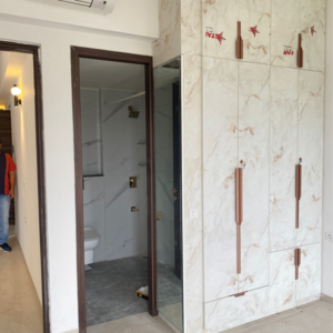 Building Lobby in 3.5 BHK Apartment at Smart World Orchard, Sector 61 – for Rent