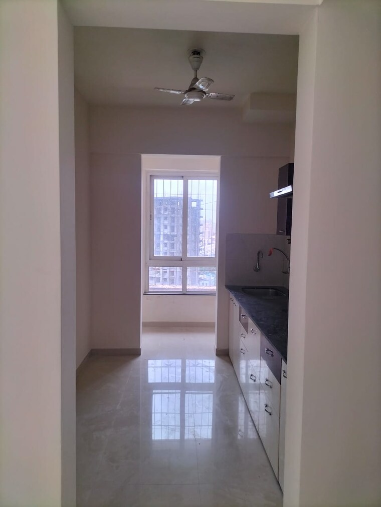 Bathroom, puranik-rumah-bali 2 Bedroom 721 Sq.Ft. Apartment In Ghodbunder Road Thane 9639642