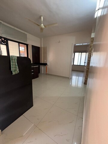 Room in 2 BHK Apartment at Minal CHS Erandwane, Erandwane – for Rent