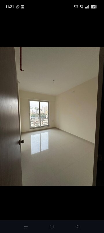 Room in 4 BHK Apartment at Krishna Tower Kapurbawdi, Kapur Bawdi – for Sale