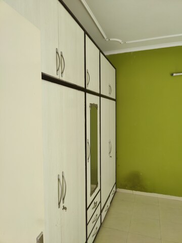 Furnished Amenities in 2 BHK Builder Floor at Vatika India Next, Sector 82 – for Rent