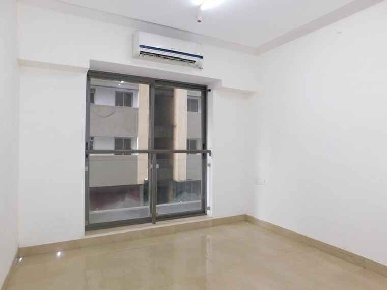Room, roswalt-raya 2 Bedroom 727 Sq.Ft. Apartment In Chembur Mumbai 9639670