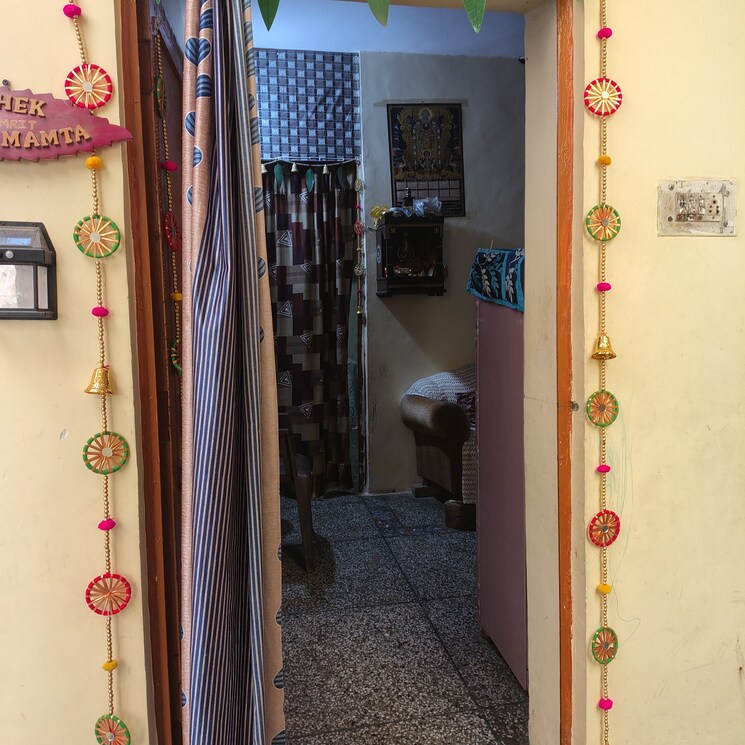 Exterior View, rwa-qutab-enclave 1.5 Bedroom 400 Sq.Ft. Apartment In Katwaria Sarai Delhi 9639705