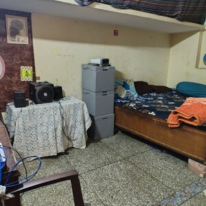 1.5 BHK Apartment For Rent in RWA Qutab Enclave, Katwaria Sarai