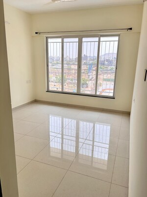 Room in 3 BHK Apartment at Kolte Patil Life Republic Sec R7 7th Avenue I, Hinjewadi – for Rent