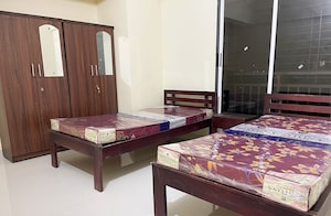  Pg For Rent in Jambli Naka