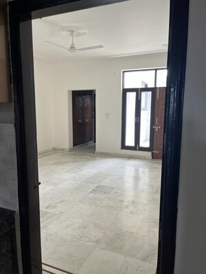 Room in 3 BHK Builder Floor at BPTP Parklands, Sector 76 – for Sale