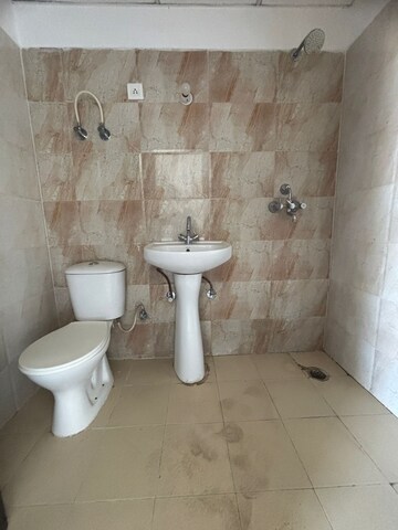 Bathroom in 2.5 BHK Apartment at JM Florence, Tech Zone 4 Greater Noida – for Sale