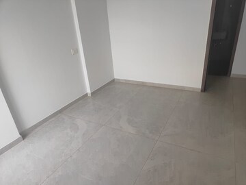 Room in 2 BHK Apartment at Sinhagad Road – for Rent