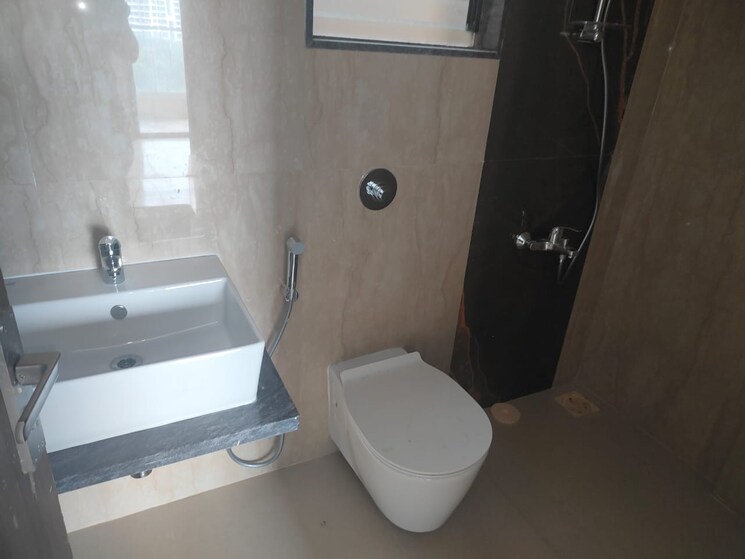 Bathroom, welworth-bluescapes 2 Bedroom 1100 Sq.Ft. Apartment In Anand Nagar Pune 9639843