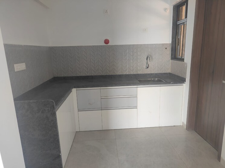 Kitchen, welworth-bluescapes 2 Bedroom 1100 Sq.Ft. Apartment In Anand Nagar Pune 9639843