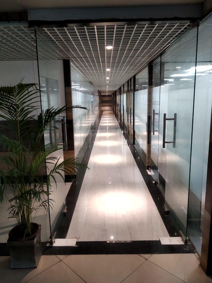 undefined, viman nagar Commercial Office Space 4389 Sq.Ft. In Viman Nagar Pune 9639839