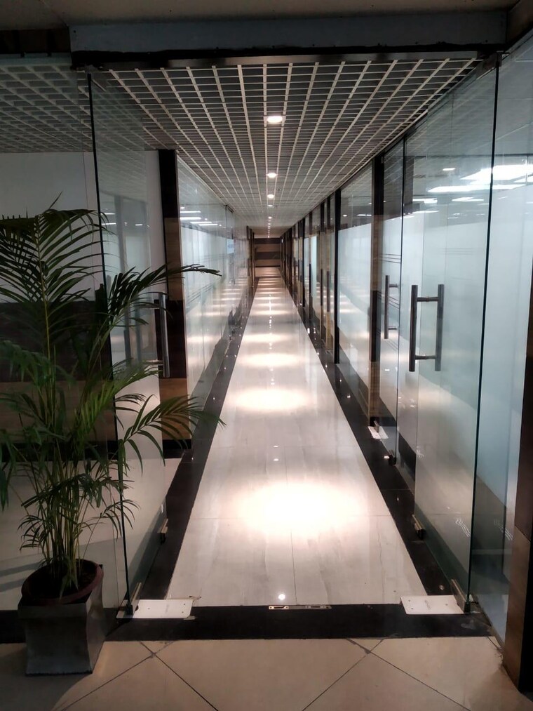 undefined, viman nagar Commercial Office Space 4389 Sq.Ft. In Viman Nagar Pune 9639839