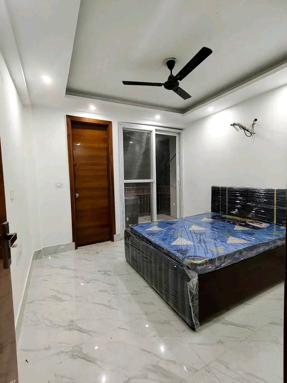 1 BHK + Servant Room Builder Floor For Rent in Chhatarpur Enclave 
