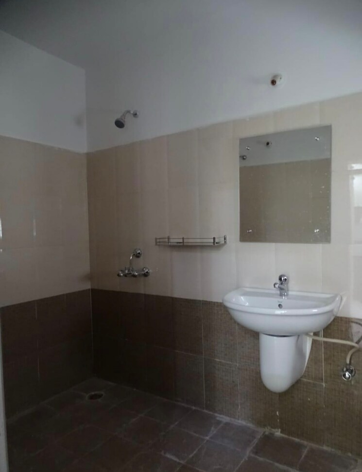 Bathroom, aparna-cyber-commune 3 Bedroom 1685 Sq.Ft. Apartment In Nallagandla Hyderabad 9639870