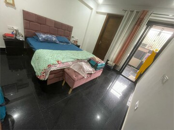 Bedroom in 2 BHK Builder Floor at Sector 51 – for Rent